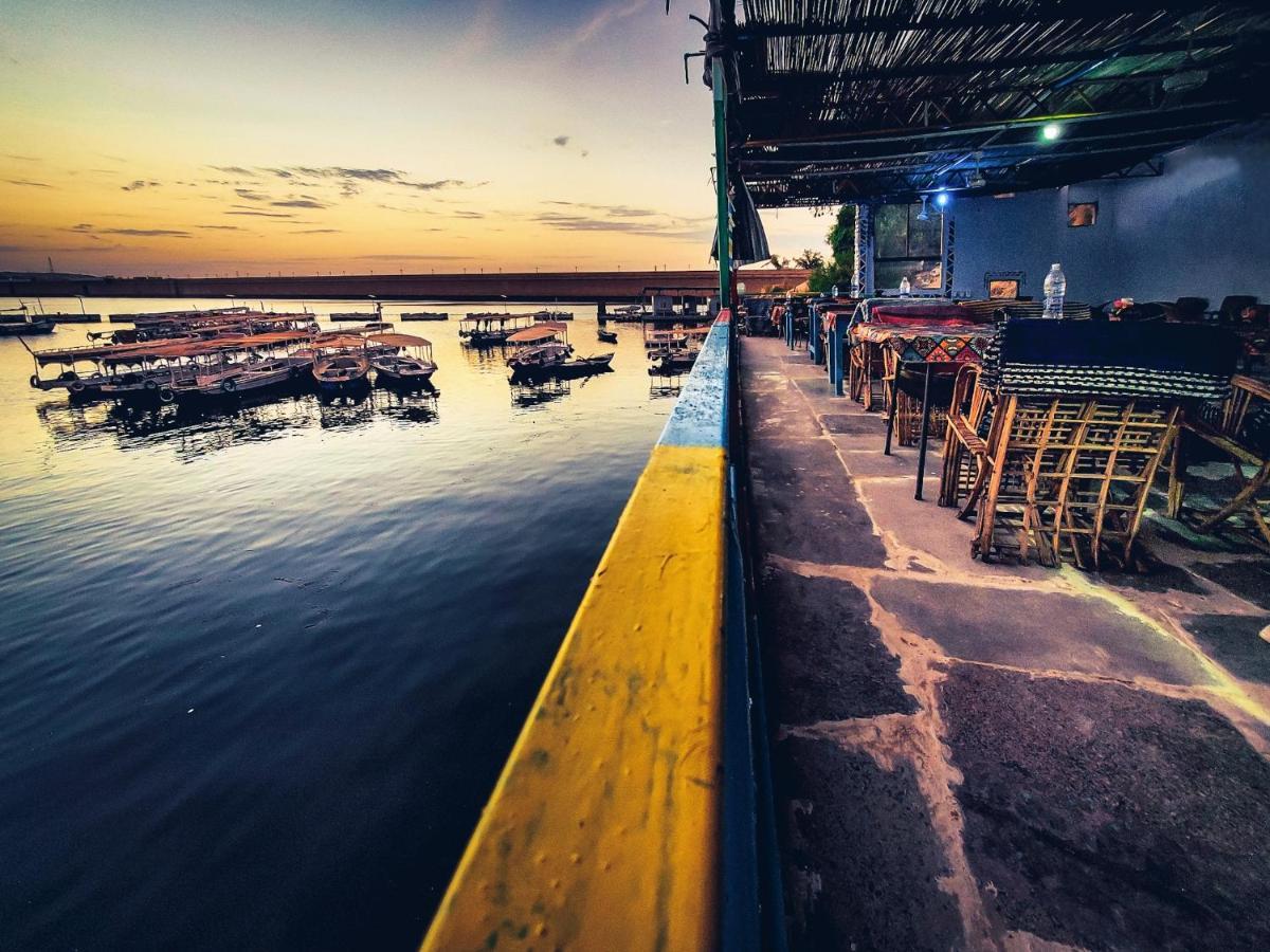Takela Kato Guest House Asvan Dış mekan fotoğraf